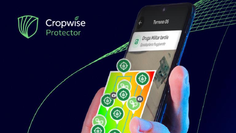 Gráfico de seguridad móvil con mano sosteniendo smartphone y escudo, fondo azul oscuro